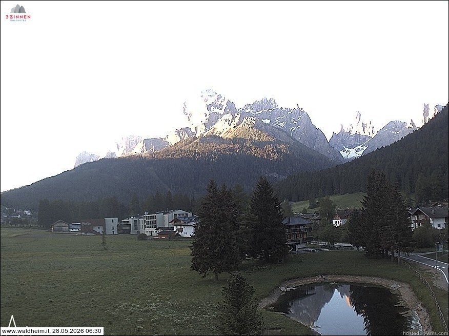 Archived image Webcam Waldheim (Sexten)