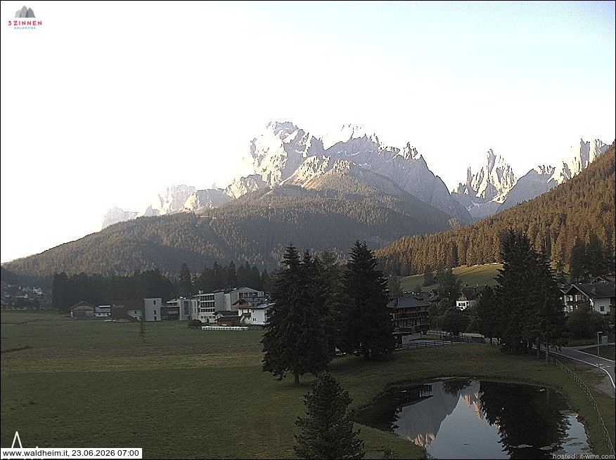 Archived image Webcam Waldheim (Sexten)