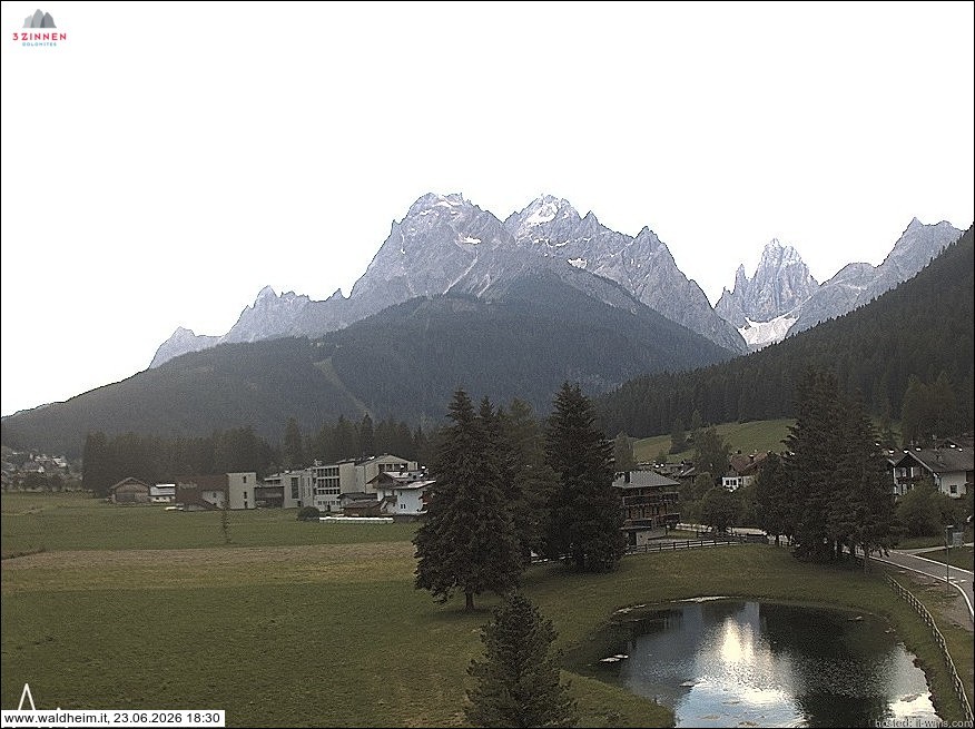 Archived image Webcam Waldheim (Sexten)