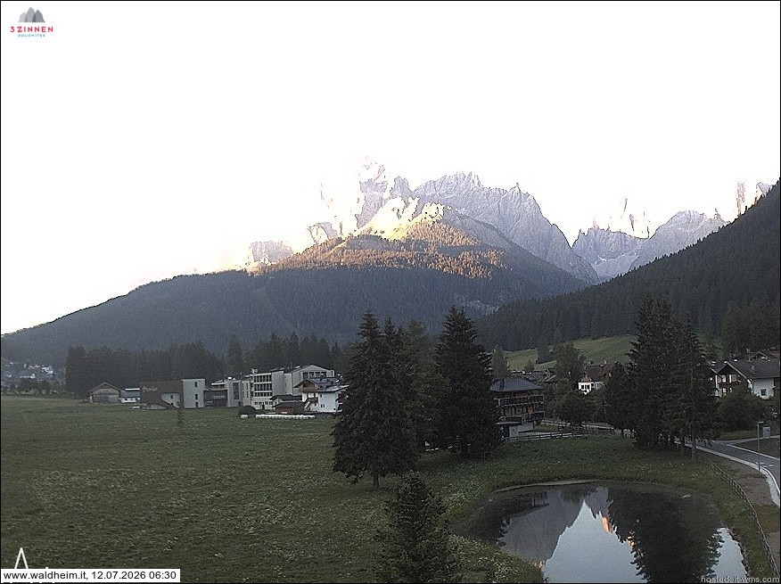 Archived image Webcam Waldheim (Sexten)