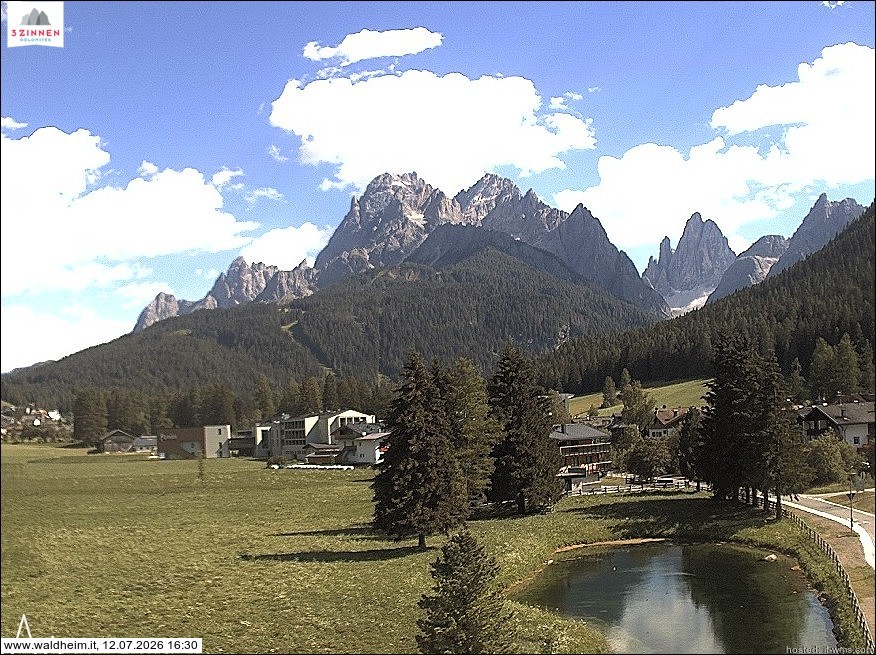 Archived image Webcam Waldheim (Sexten)