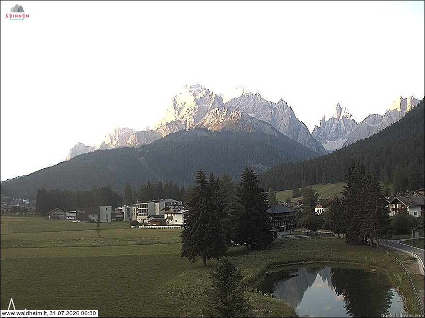 Archived image Webcam Waldheim (Sexten)