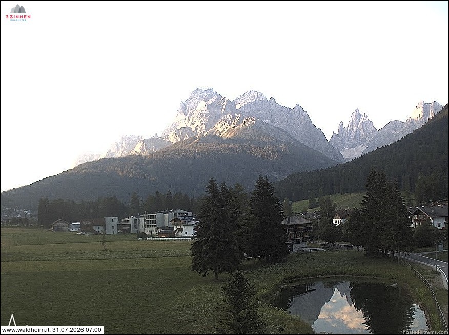 Archived image Webcam Waldheim (Sexten)