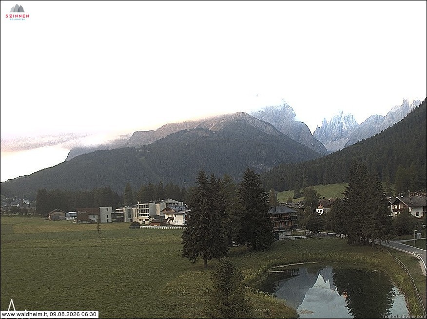 Archived image Webcam Waldheim (Sexten)