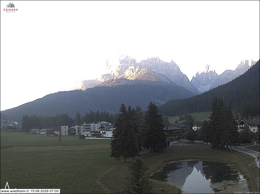 Archived image Webcam Waldheim (Sexten)