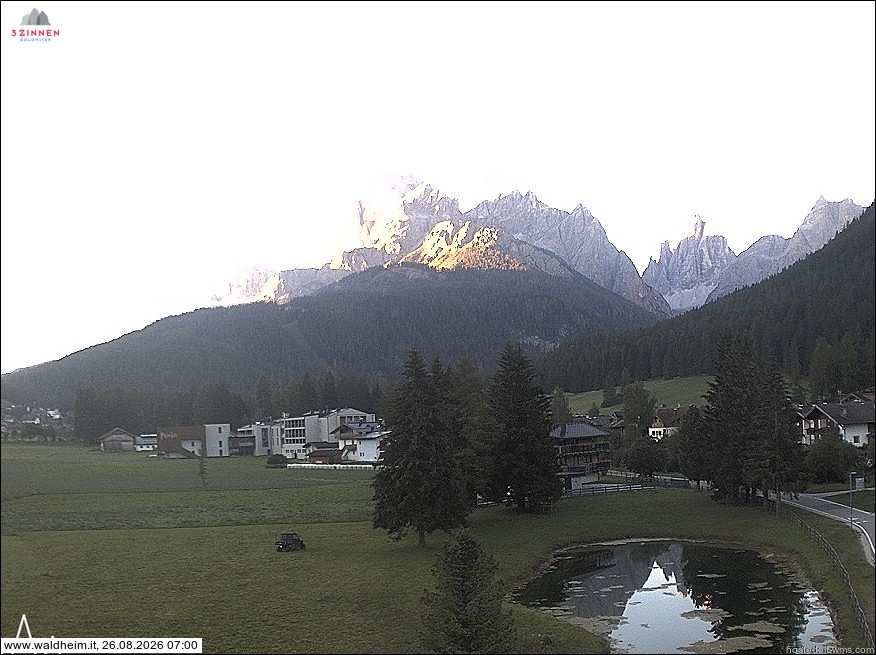 Archived image Webcam Waldheim (Sexten)