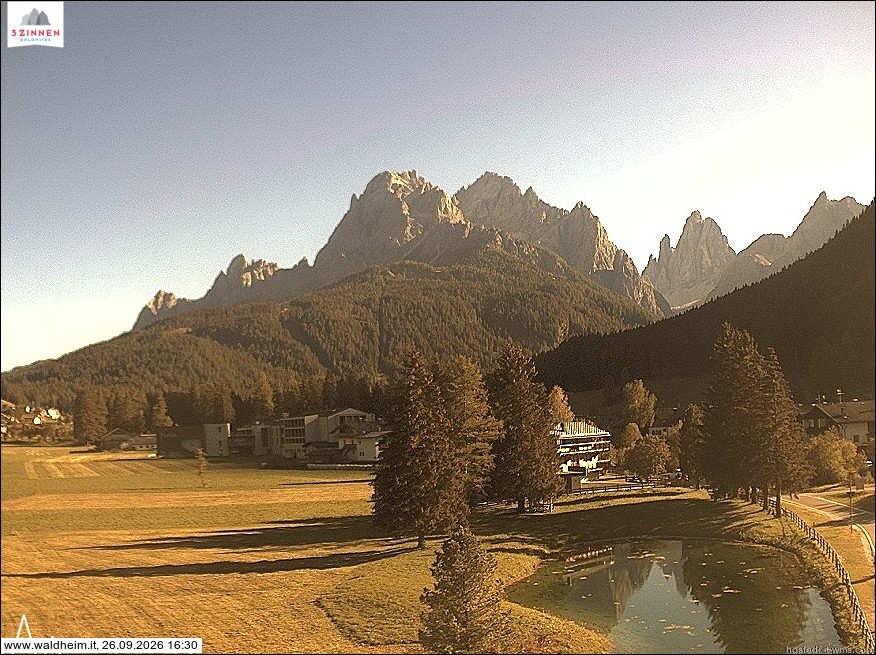 Archived image Webcam Waldheim (Sexten)