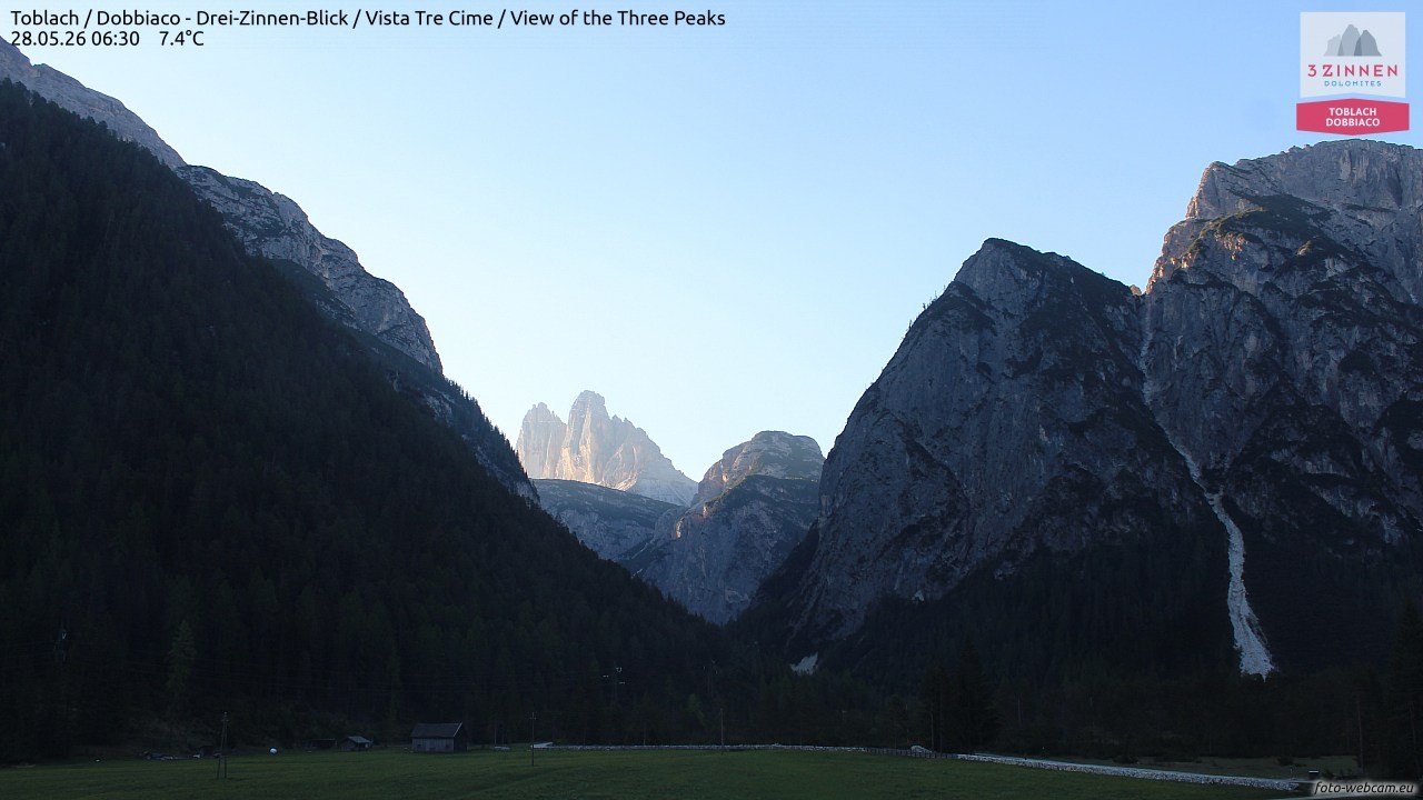 Archived image Webcam Toblach (Pustertal valley)
