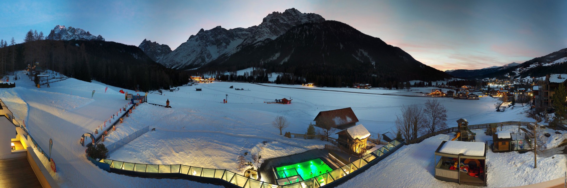 Archived image Webcam Family Resort Rainer, South Tyrol