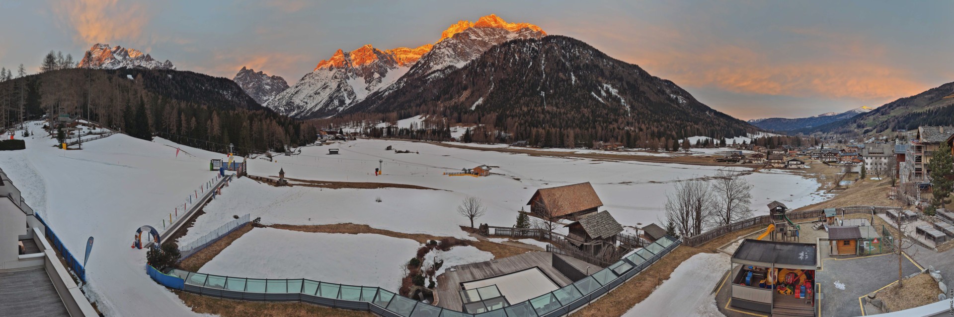 Archiv Foto Webcam Family Resort Rainer im Bergdorf Sexten