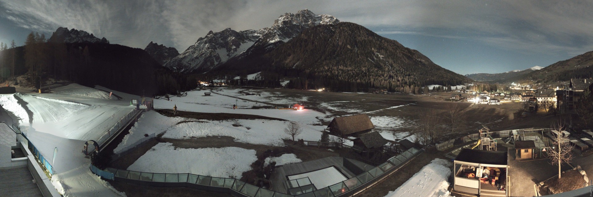 Archived image Webcam Family Resort Rainer, South Tyrol