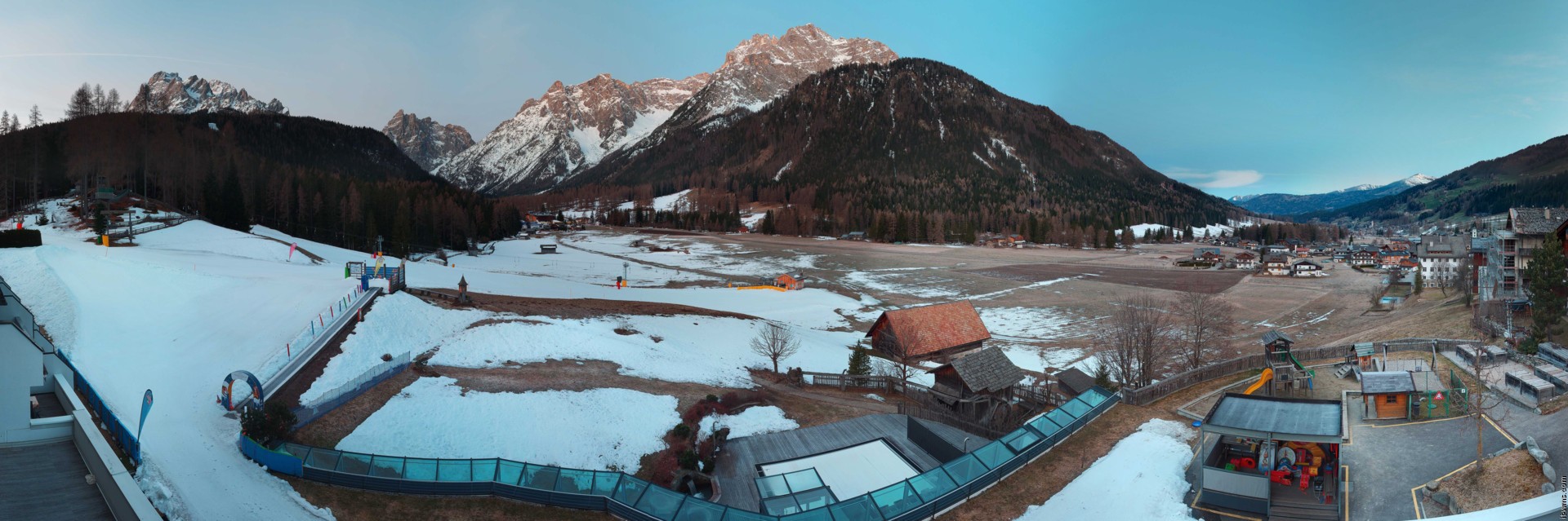 Archived image Webcam Family Resort Rainer, South Tyrol