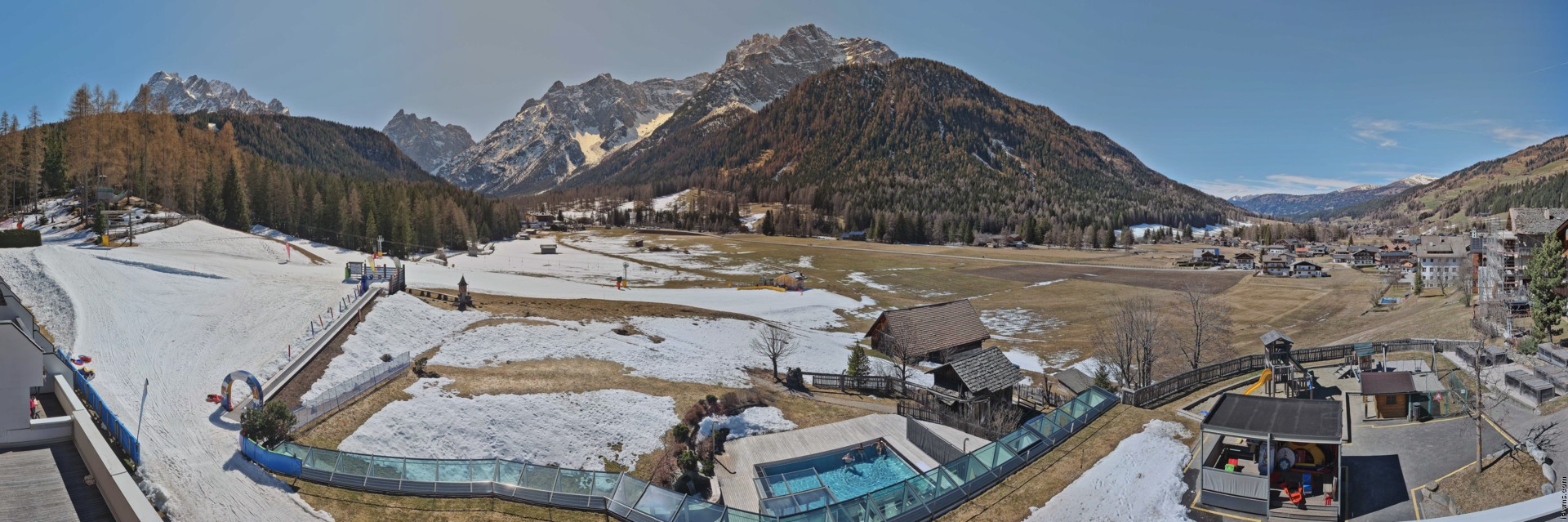 Archived image Webcam Family Resort Rainer, South Tyrol