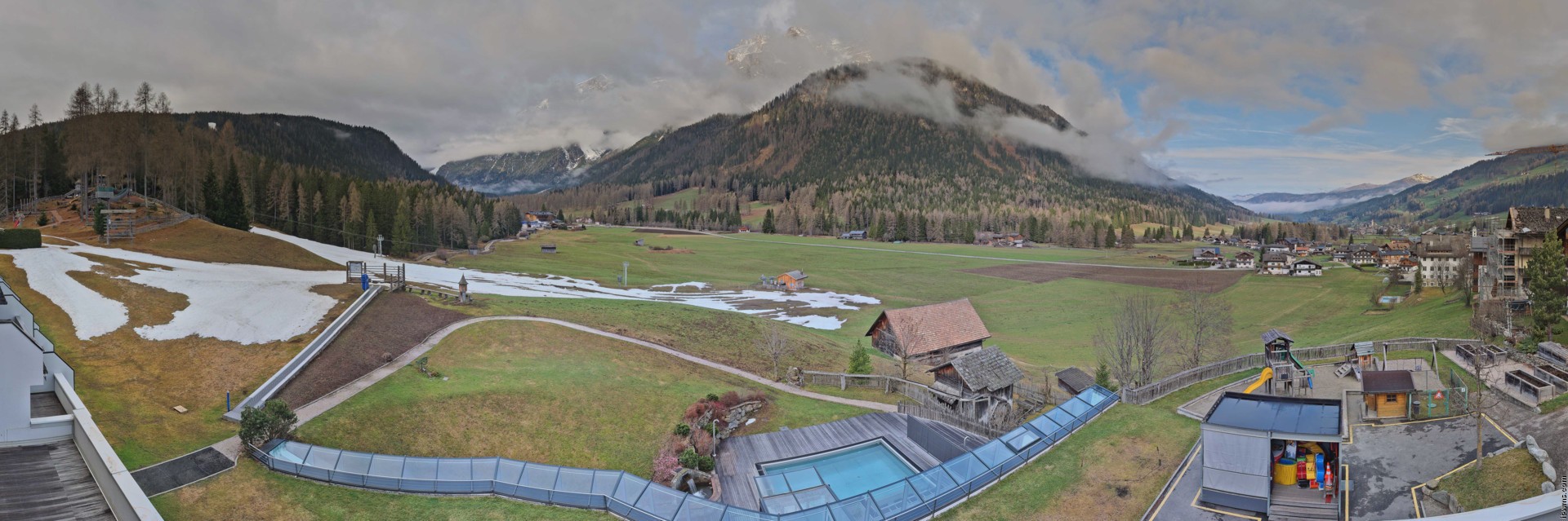 Archiv Foto Webcam Family Resort Rainer im Bergdorf Sexten