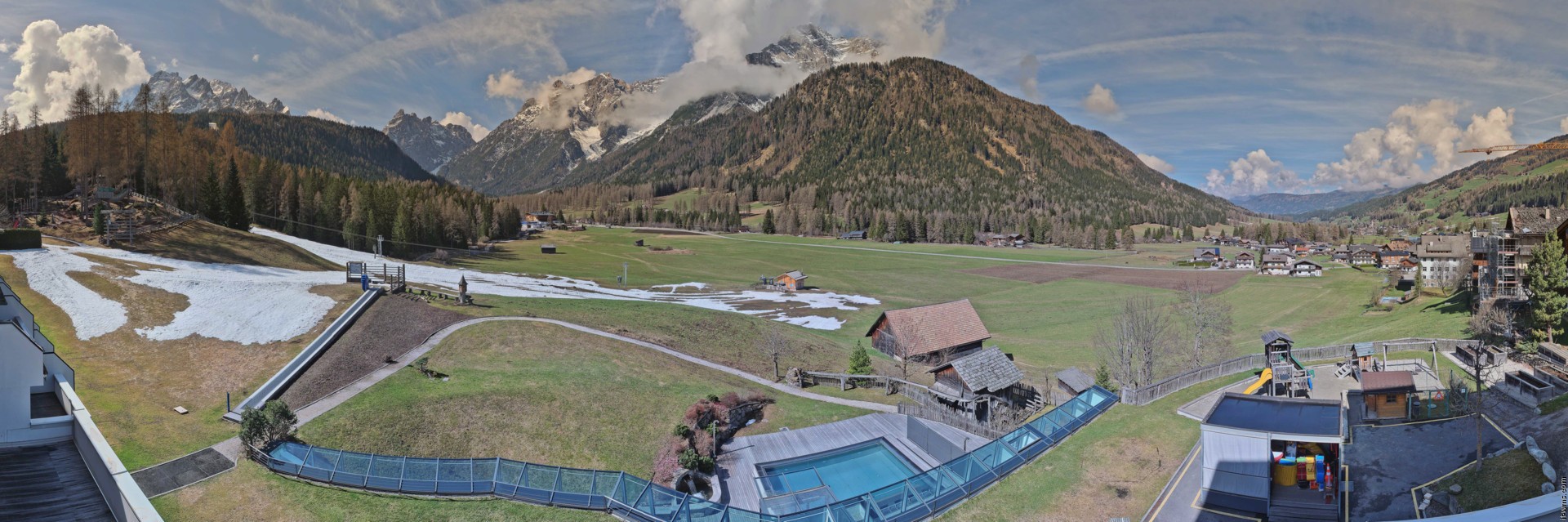 Archiv Foto Webcam Family Resort Rainer im Bergdorf Sexten