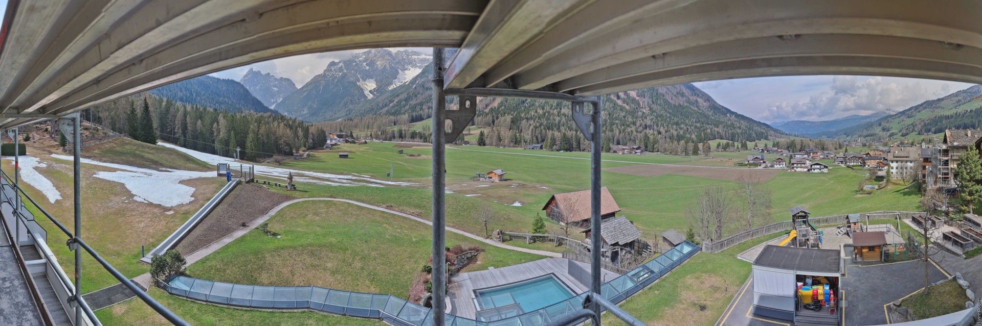 Archived image Webcam Family Resort Rainer, South Tyrol