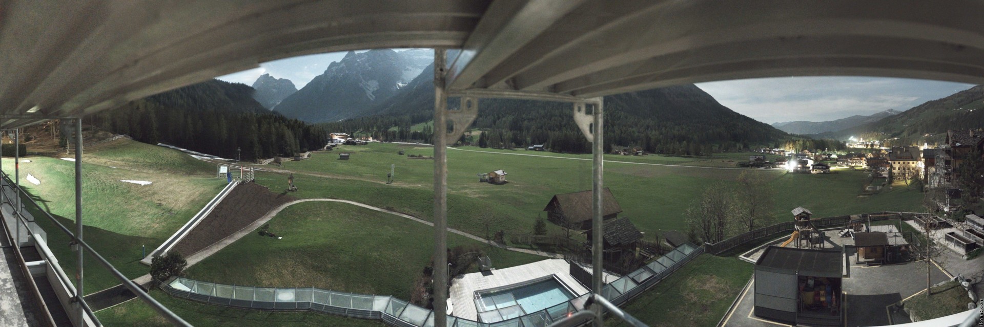Archived image Webcam Family Resort Rainer, South Tyrol
