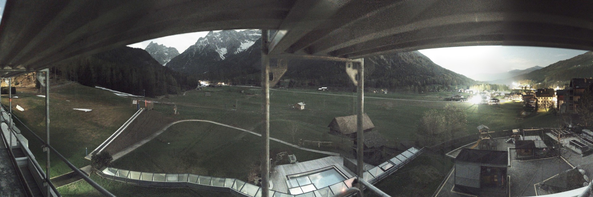 Archived image Webcam Family Resort Rainer, South Tyrol