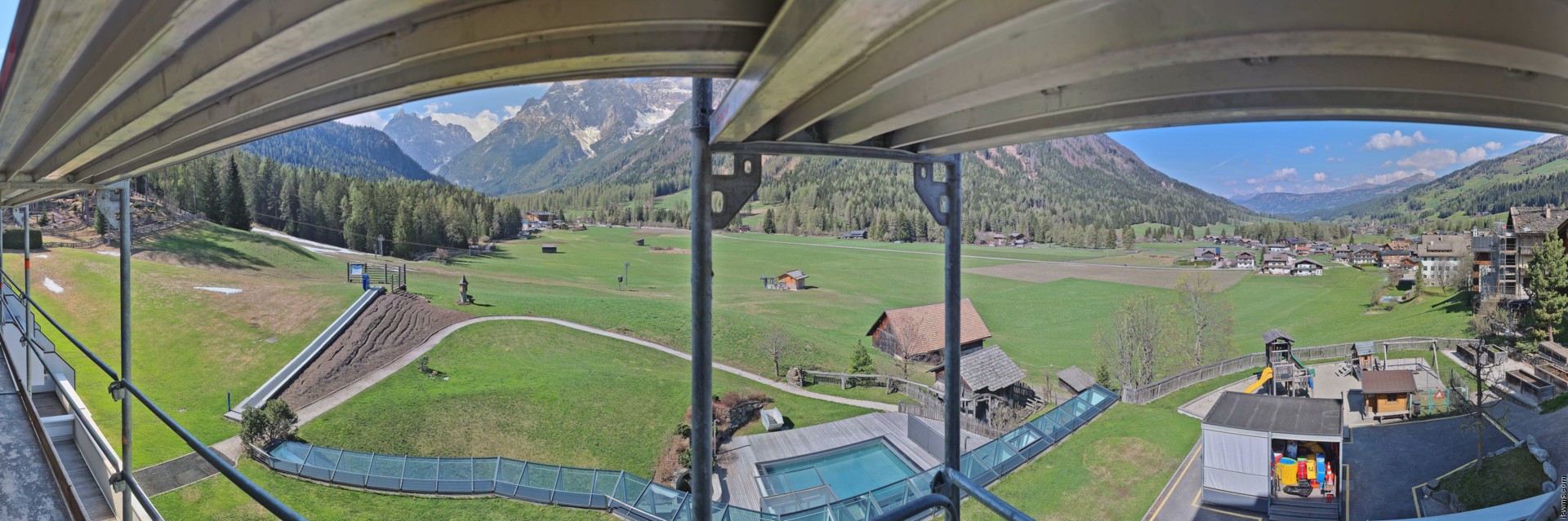 Archived image Webcam Family Resort Rainer, South Tyrol