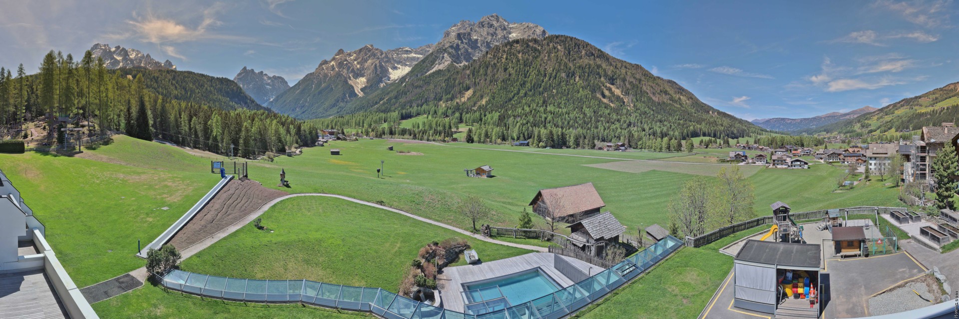 Archived image Webcam Family Resort Rainer, South Tyrol