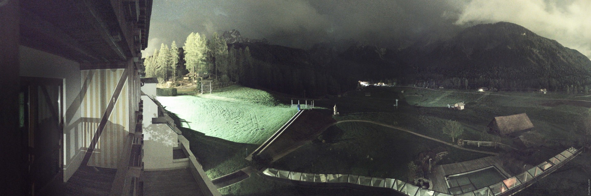 Archived image Webcam Family Resort Rainer, South Tyrol