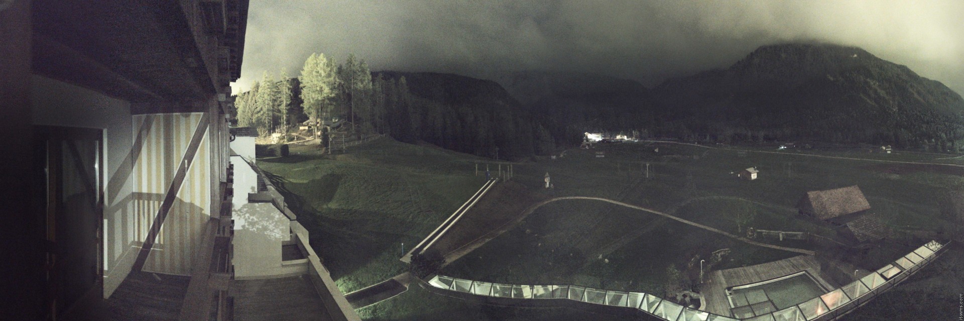 Archived image Webcam Family Resort Rainer, South Tyrol
