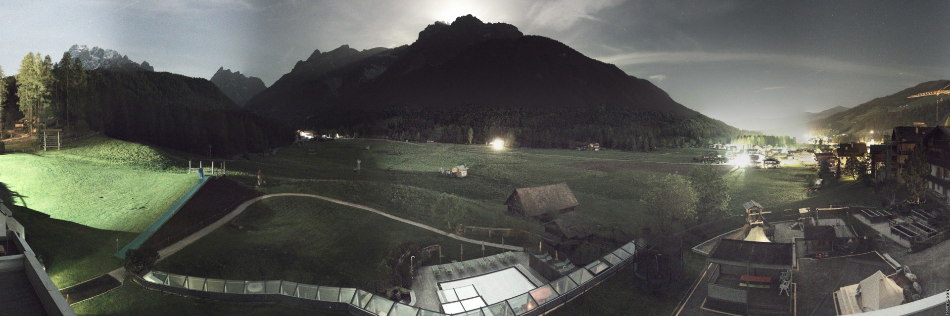 Archiv Foto Webcam Family Resort Rainer im Bergdorf Sexten