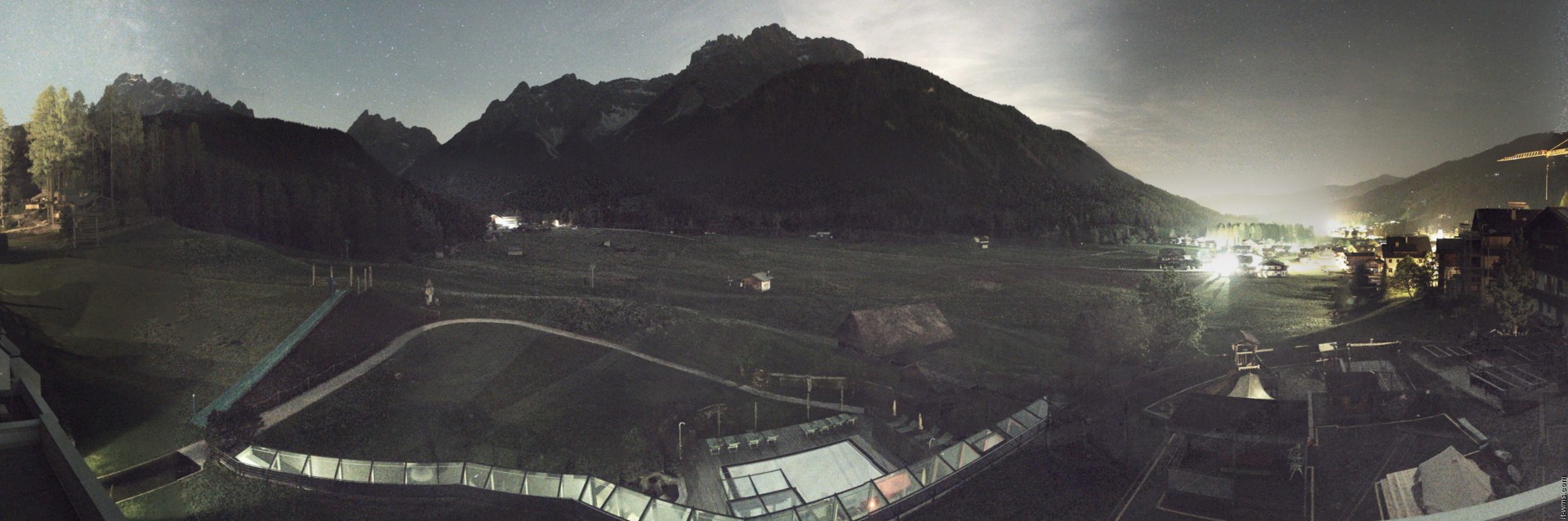 Archived image Webcam Family Resort Rainer, South Tyrol