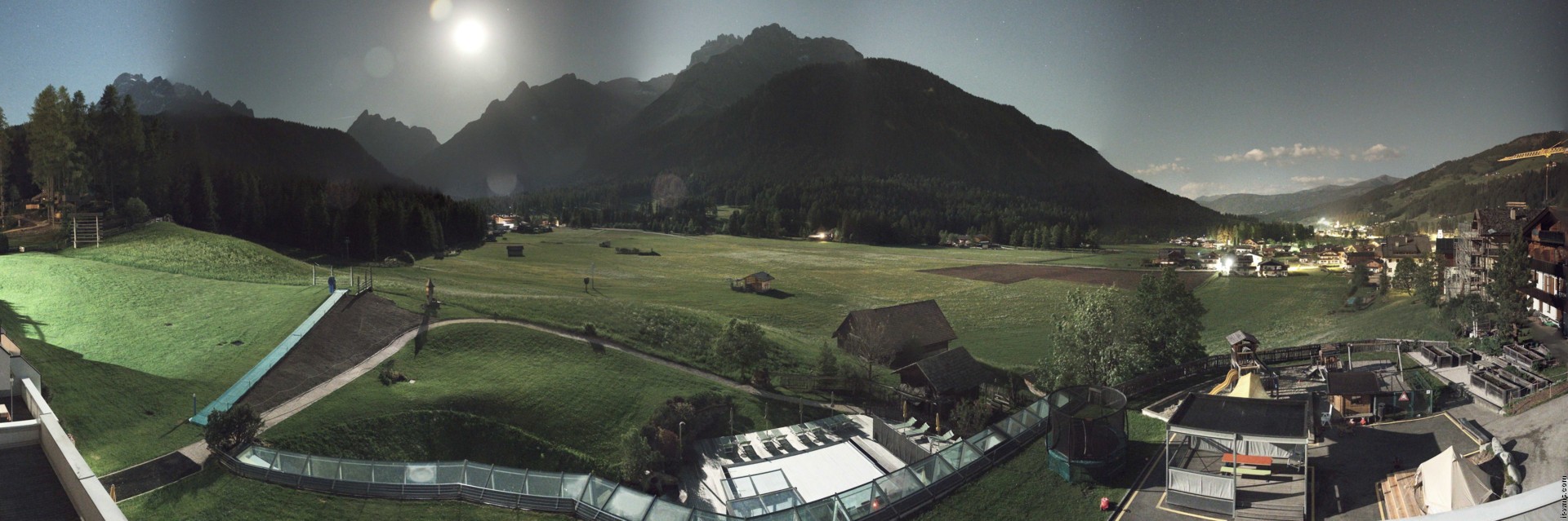 Archiv Foto Webcam Family Resort Rainer im Bergdorf Sexten