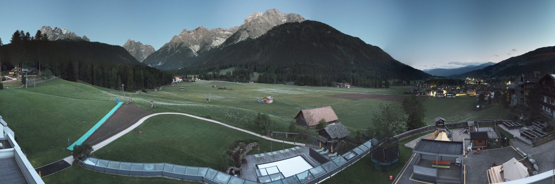 Archiv Foto Webcam Family Resort Rainer im Bergdorf Sexten