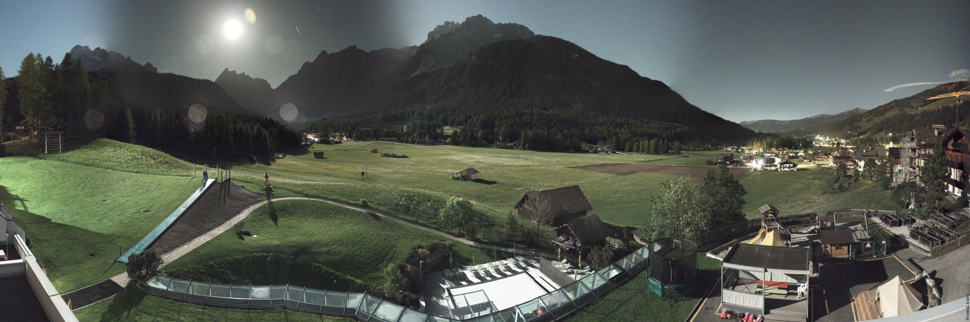 Archiv Foto Webcam Family Resort Rainer im Bergdorf Sexten