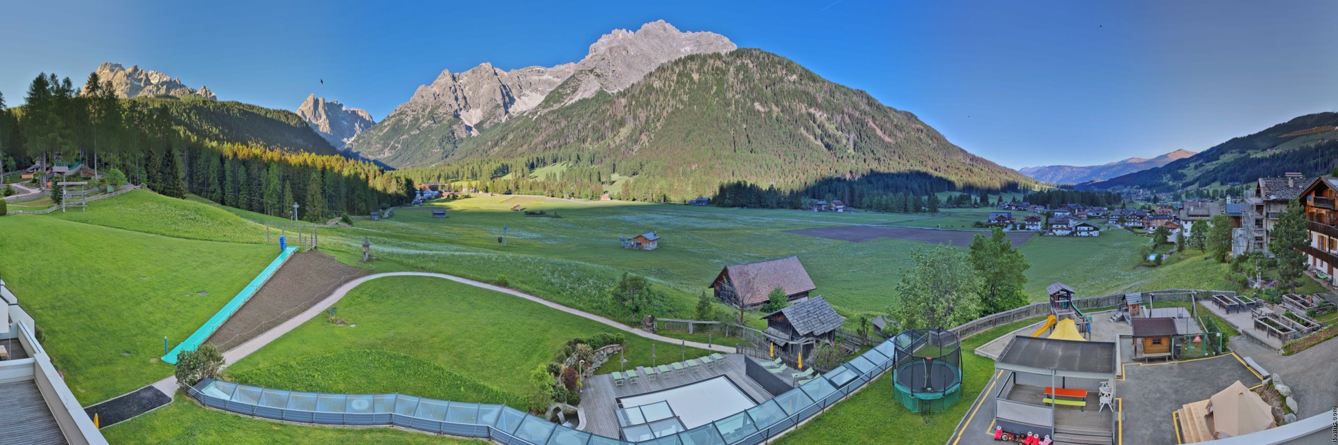 Archiv Foto Webcam Family Resort Rainer im Bergdorf Sexten