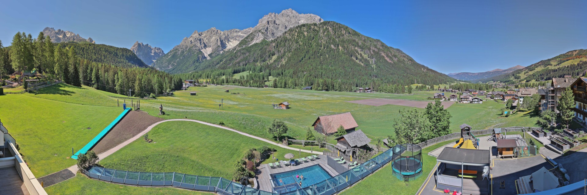 Archiv Foto Webcam Family Resort Rainer im Bergdorf Sexten