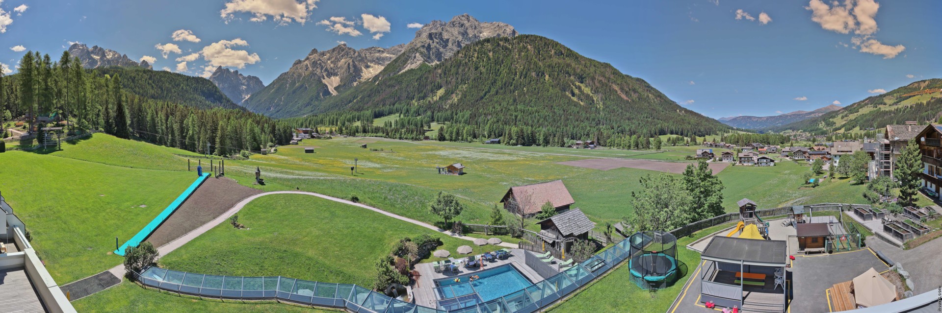 Archiv Foto Webcam Family Resort Rainer im Bergdorf Sexten