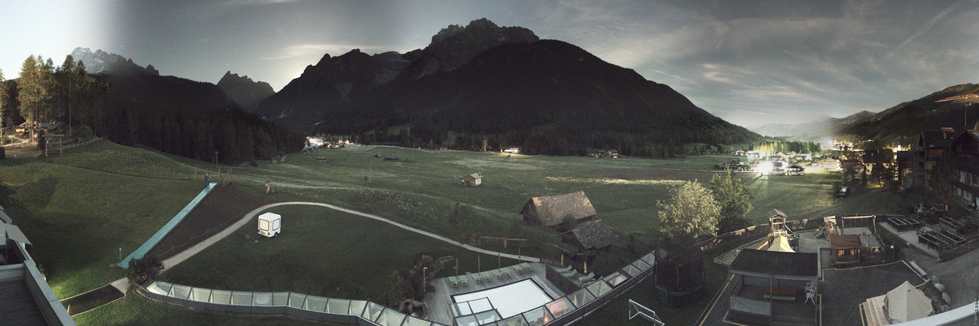 Archiv Foto Webcam Family Resort Rainer im Bergdorf Sexten