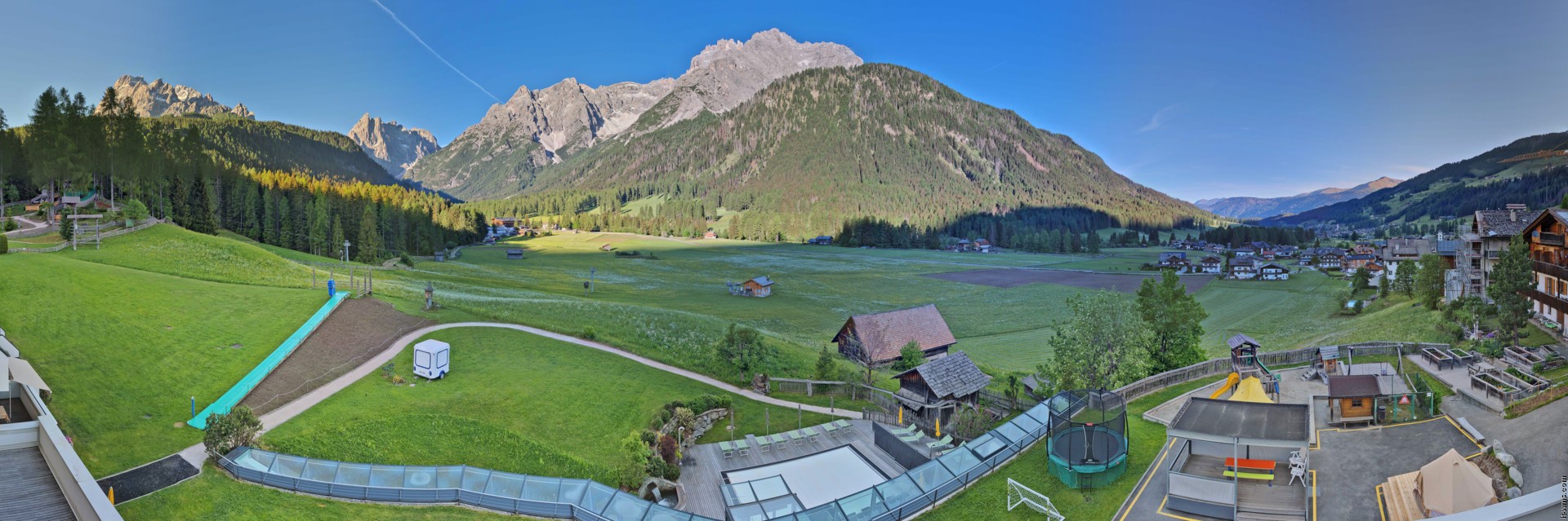 Archiv Foto Webcam Family Resort Rainer im Bergdorf Sexten