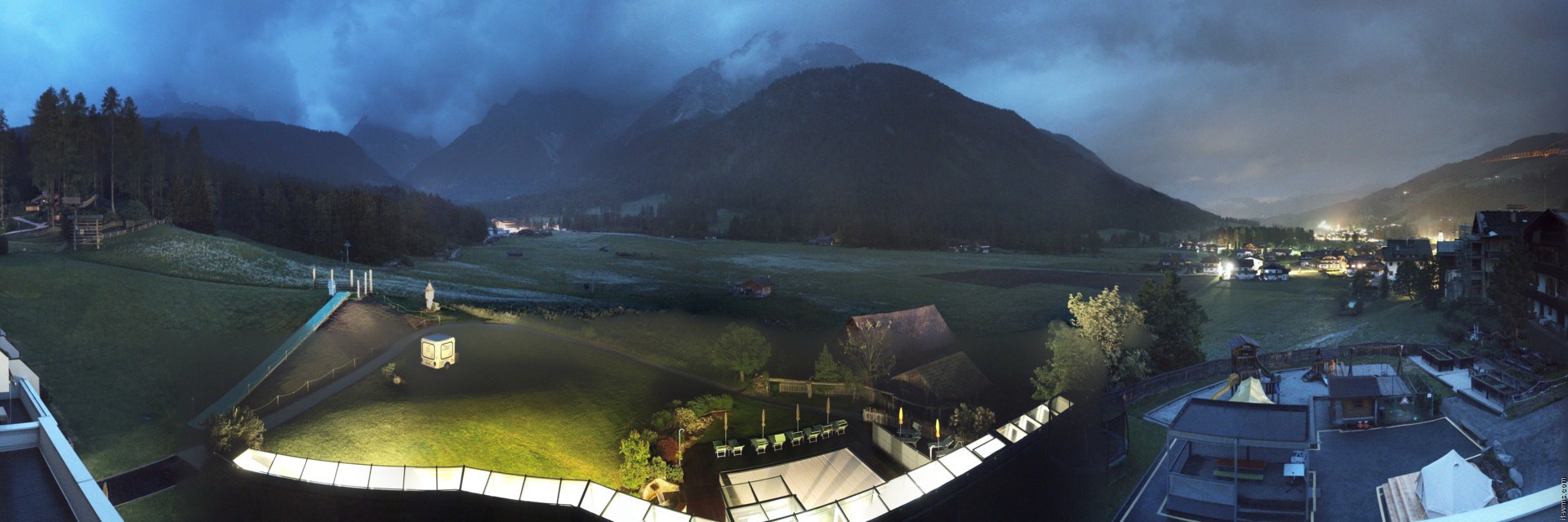 Archiv Foto Webcam Family Resort Rainer im Bergdorf Sexten