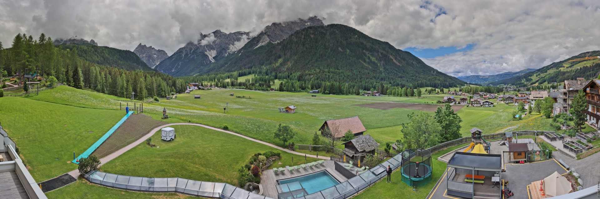 Archiv Foto Webcam Family Resort Rainer im Bergdorf Sexten