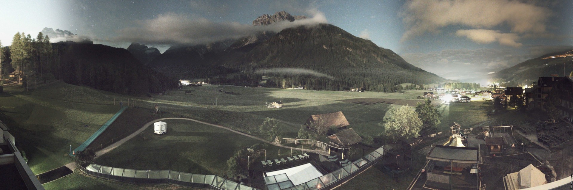 Archiv Foto Webcam Family Resort Rainer im Bergdorf Sexten