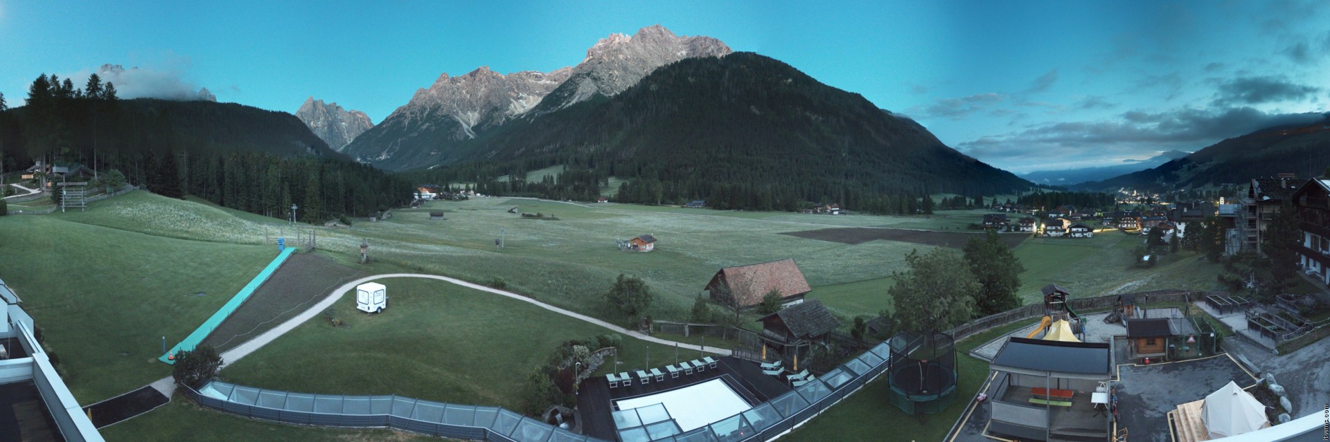 Archiv Foto Webcam Family Resort Rainer im Bergdorf Sexten