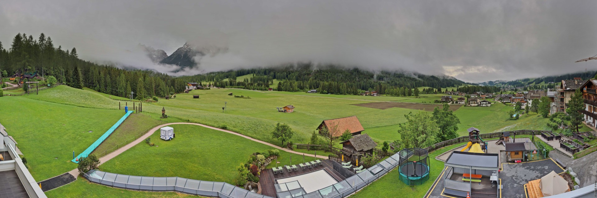 Archiv Foto Webcam Family Resort Rainer im Bergdorf Sexten