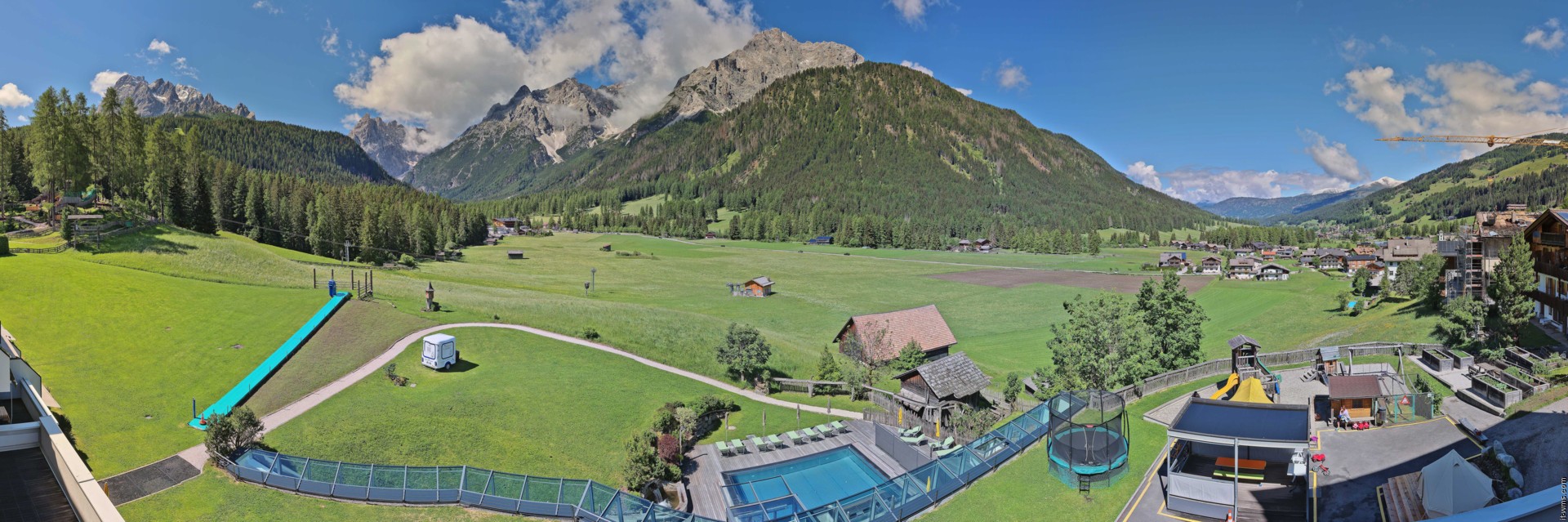 Archiv Foto Webcam Family Resort Rainer im Bergdorf Sexten