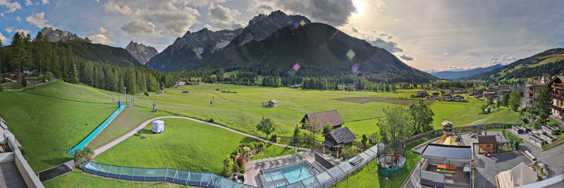 Archiv Foto Webcam Family Resort Rainer im Bergdorf Sexten