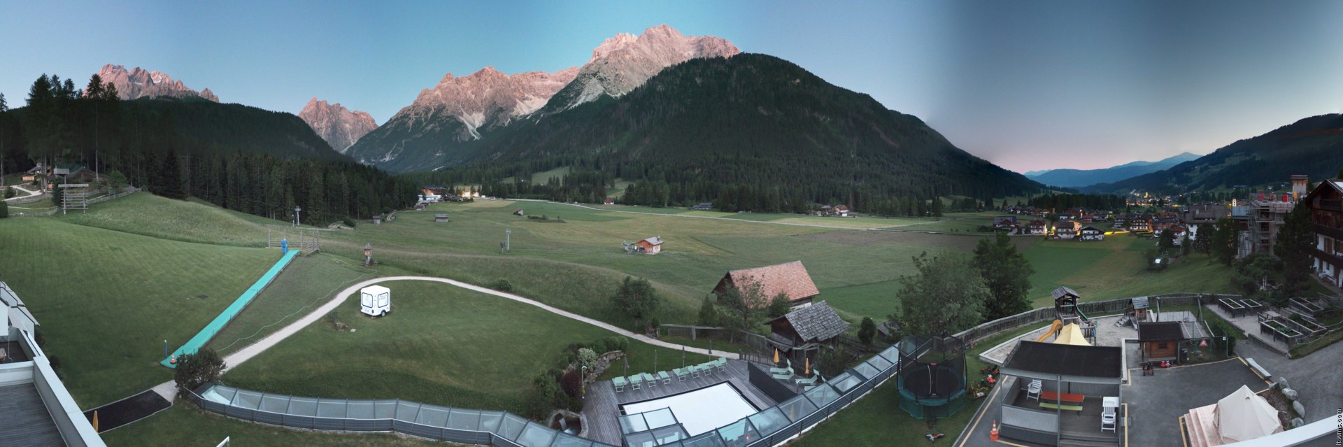 Archiv Foto Webcam Family Resort Rainer im Bergdorf Sexten