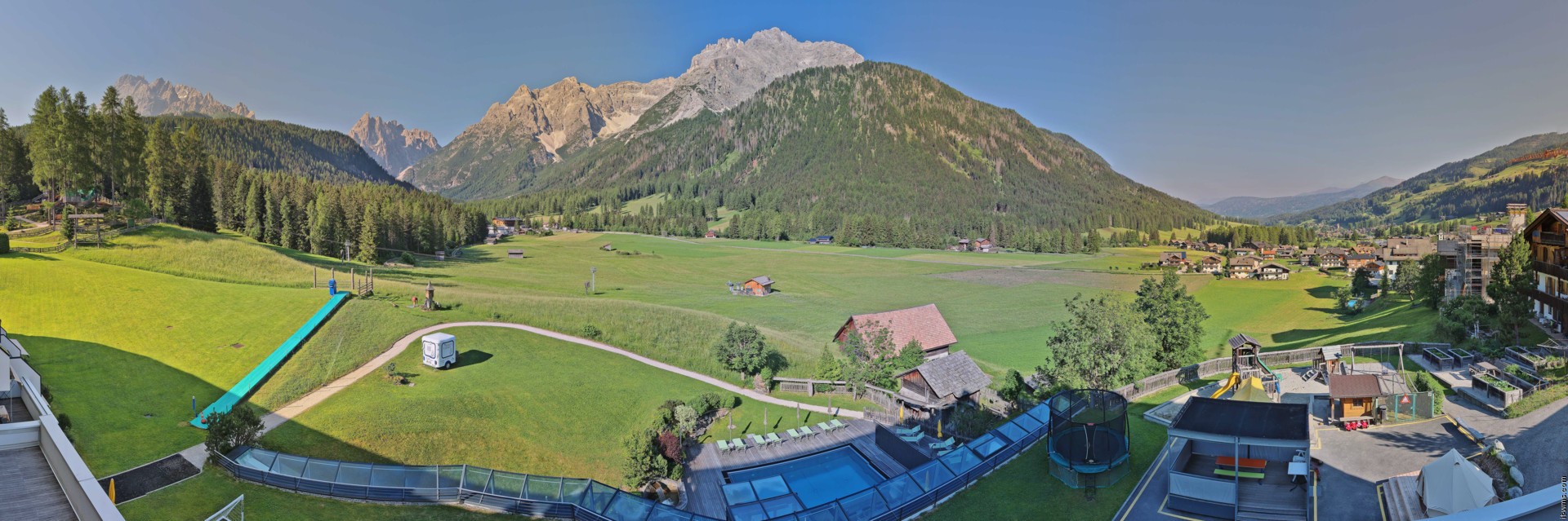 Archived image Webcam Family Resort Rainer, South Tyrol