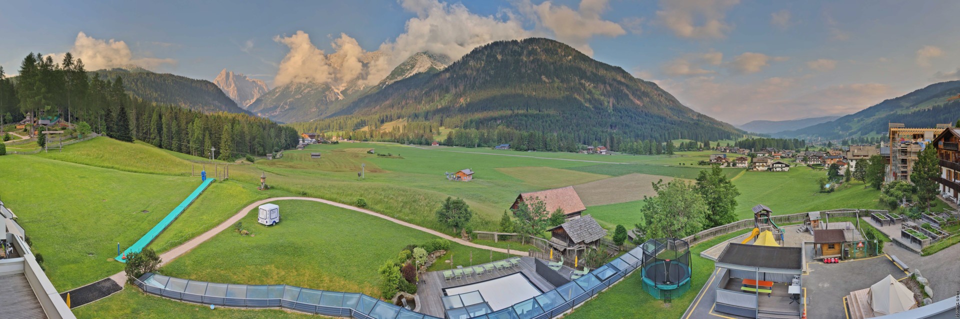 Archiv Foto Webcam Family Resort Rainer im Bergdorf Sexten