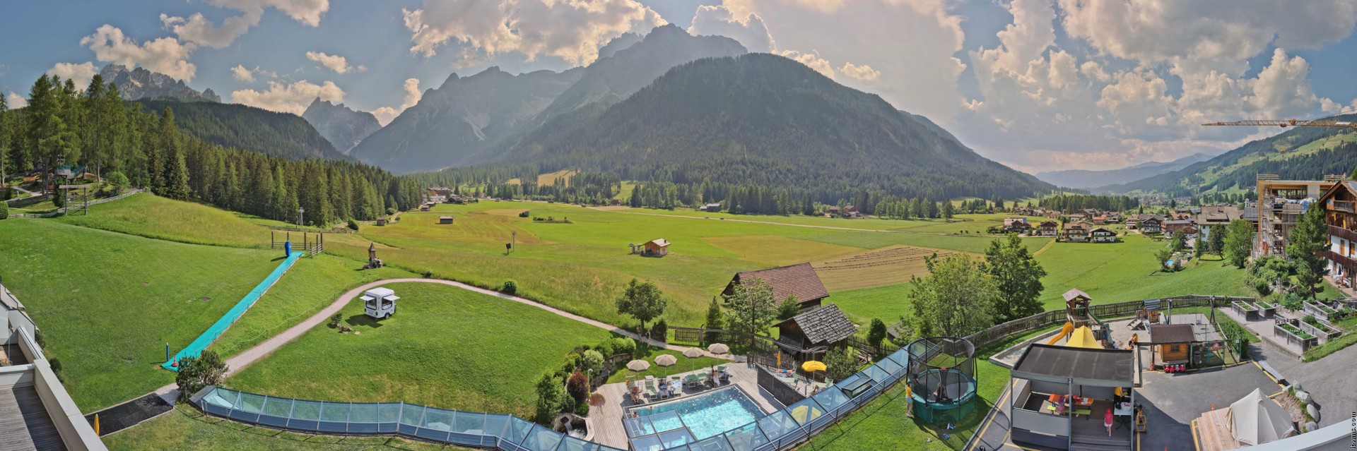 Archiv Foto Webcam Family Resort Rainer im Bergdorf Sexten