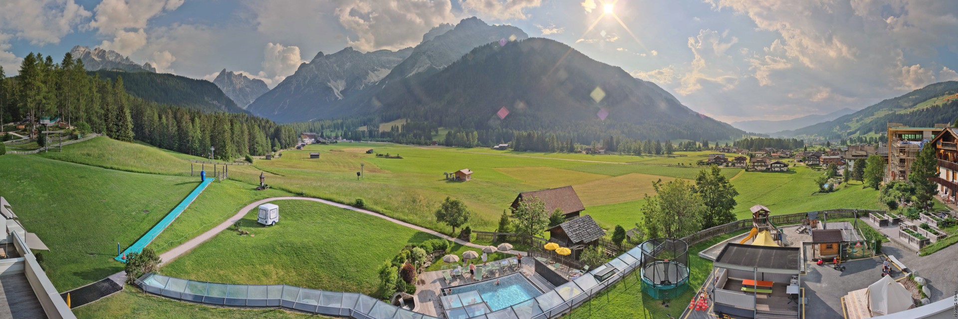 Archiv Foto Webcam Family Resort Rainer im Bergdorf Sexten