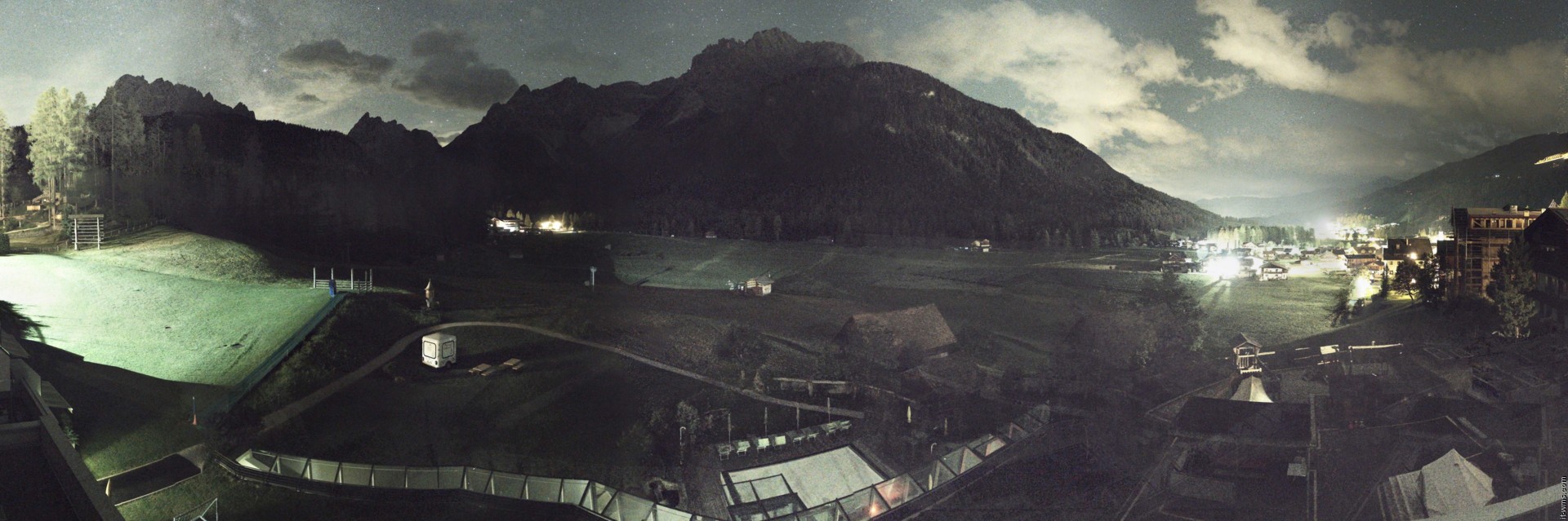 Archived image Webcam Family Resort Rainer, South Tyrol