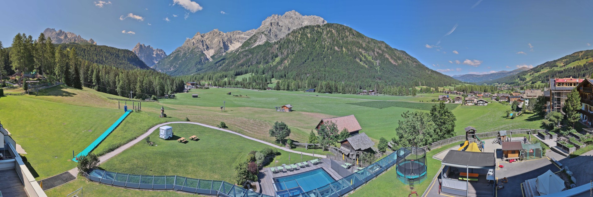 Archiv Foto Webcam Family Resort Rainer im Bergdorf Sexten